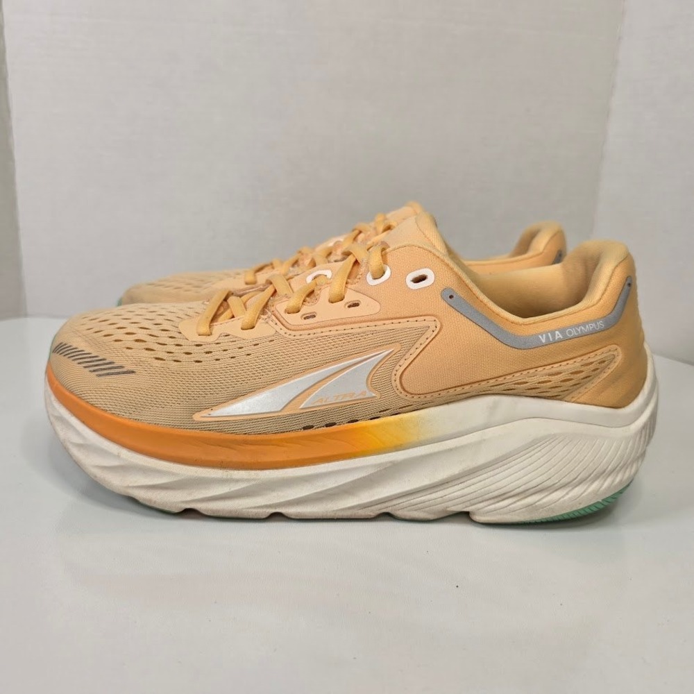 Altra Via Olympus Women's Sz 9.5 Running‎ Shoes Peach Trail Max Cushion - Picture 2 of 13